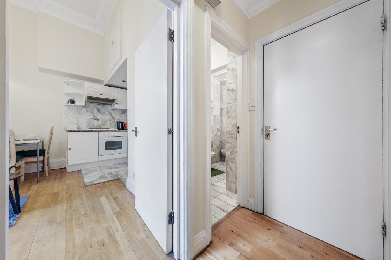 Flat In Central Londra Exterior foto